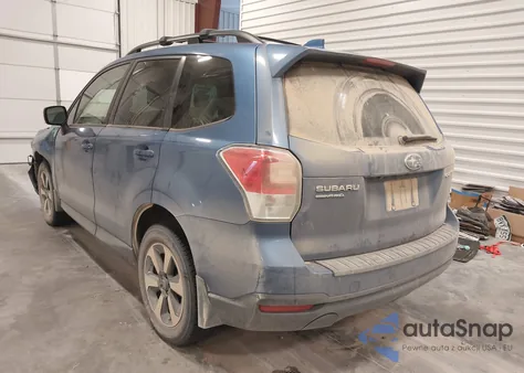 2017 Subaru Forester 2.5I Premium z USA, uszkodzony, nr VIN JF2SJAGC3HH466631